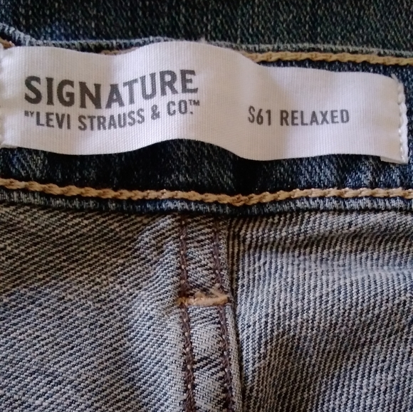 2/$15 Levis Signature S61 Relaxed Jeans 36 x 32 - Picture 5 of 5